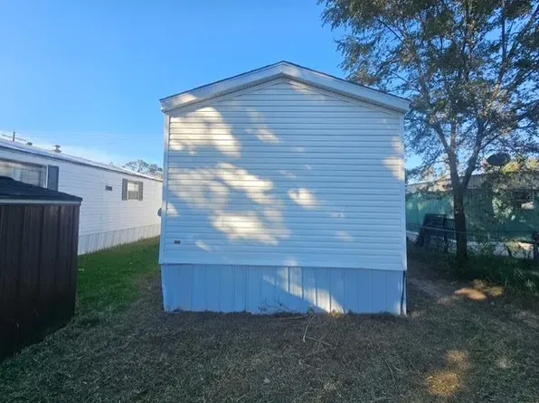 1433 W Cloud St #1433WC, Salina, KS 67401