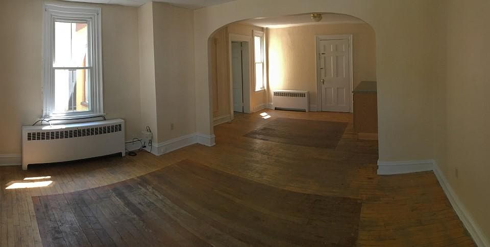 Livingroom/diningrm