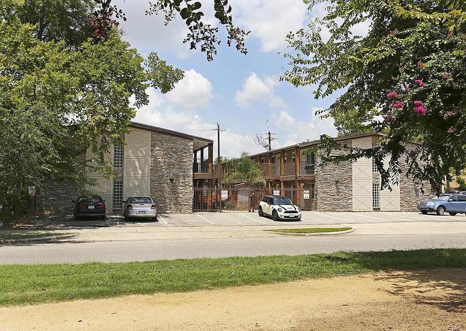 1st image of 1447 Heights Blvd #115