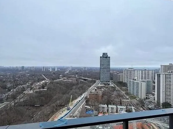 395 Bloor St E, Toronto, ON