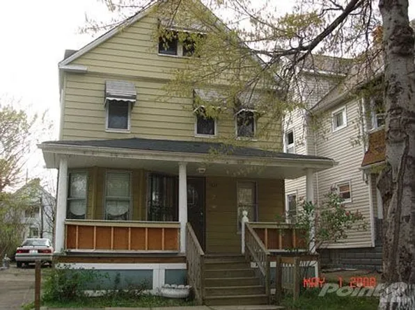 2924 E 121st St, Cleveland, OH 44120