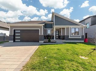 155 McLeod St, North Middlesex, ON N0M 2K0