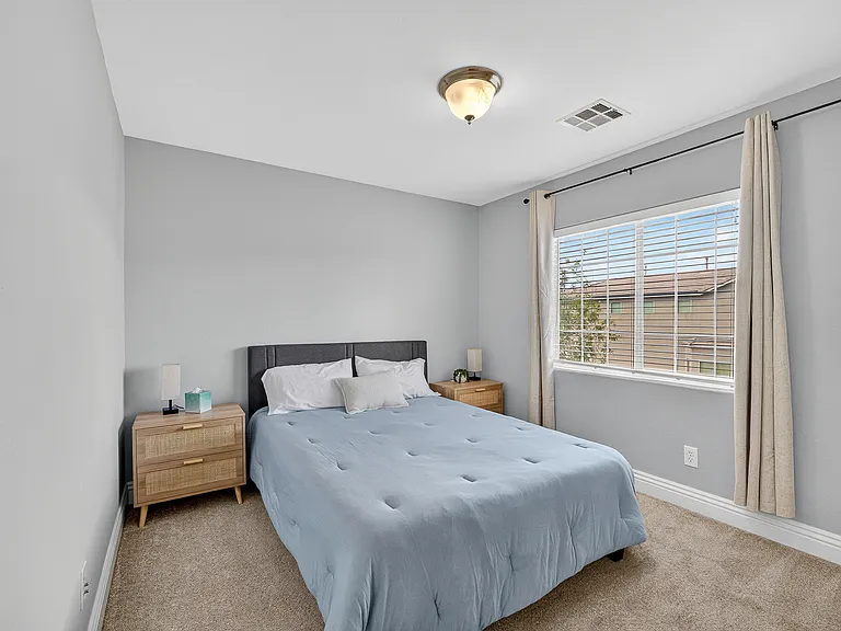 9157 Sunken Meadow Ave — Photo 8
