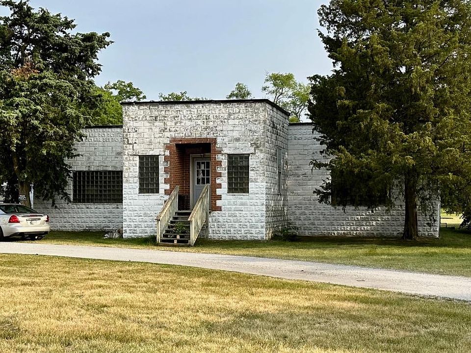 2nd image of 501 W Talmer Ave