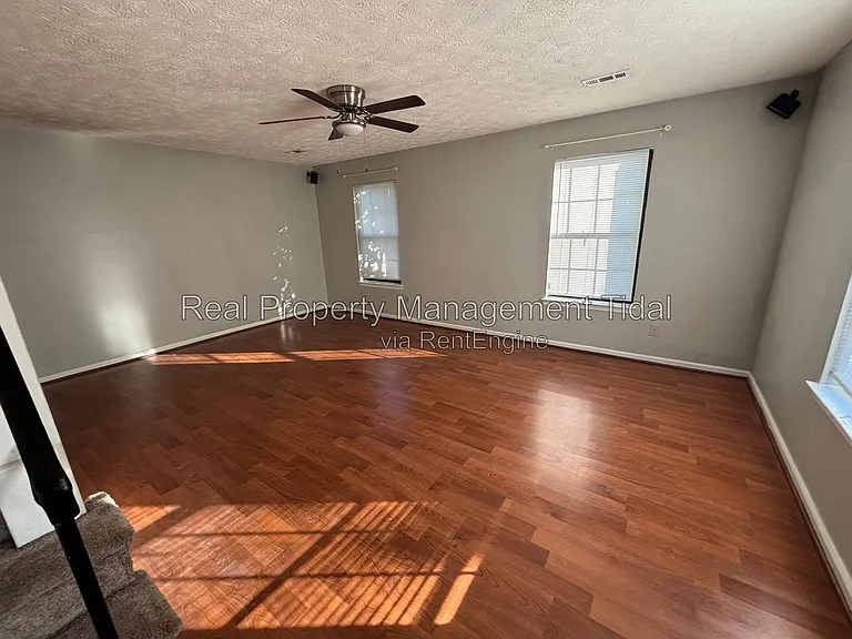 361 Circuit Ln — Photo 19