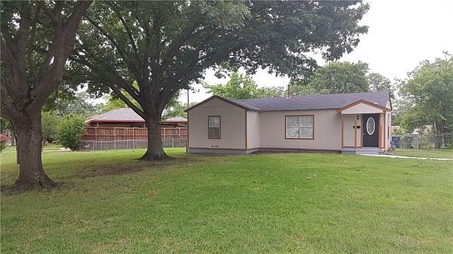 1st image of 1321 Ewing Dr