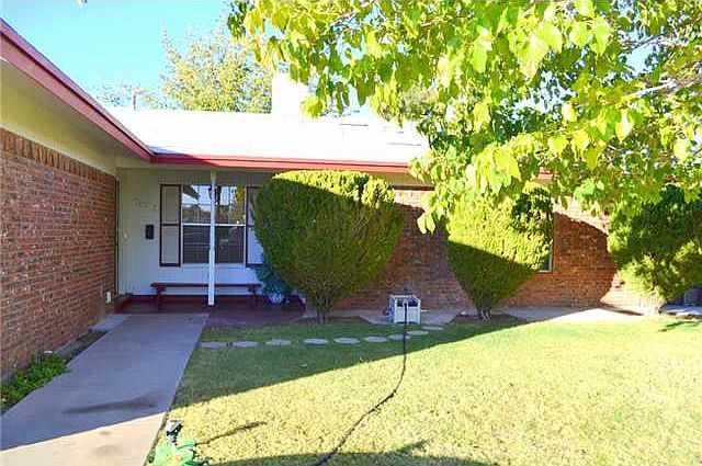 1st image of 10313 Kinross Ave