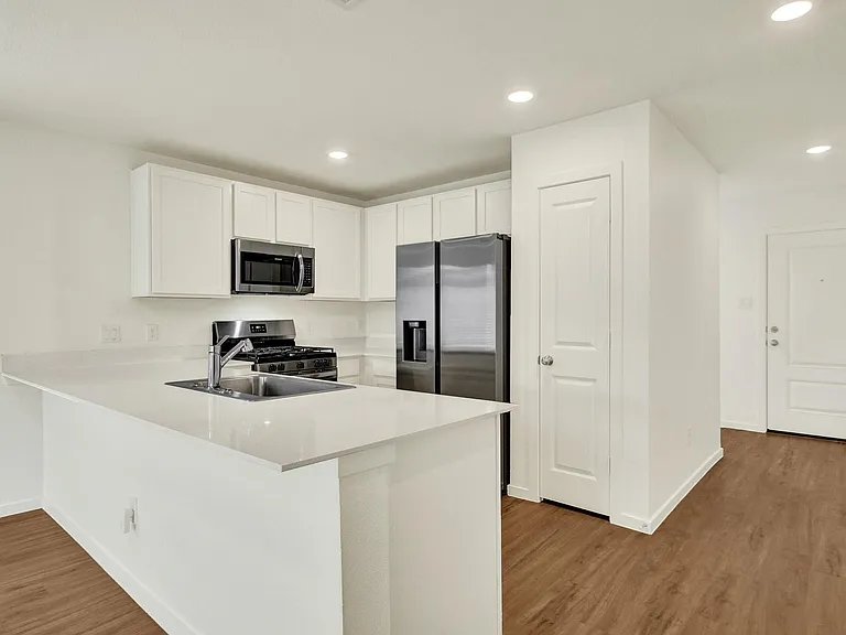 5110 Sunvalley Bend Dr — Photo 6