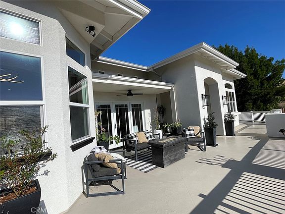 4th image of 8560 Corriente Rd