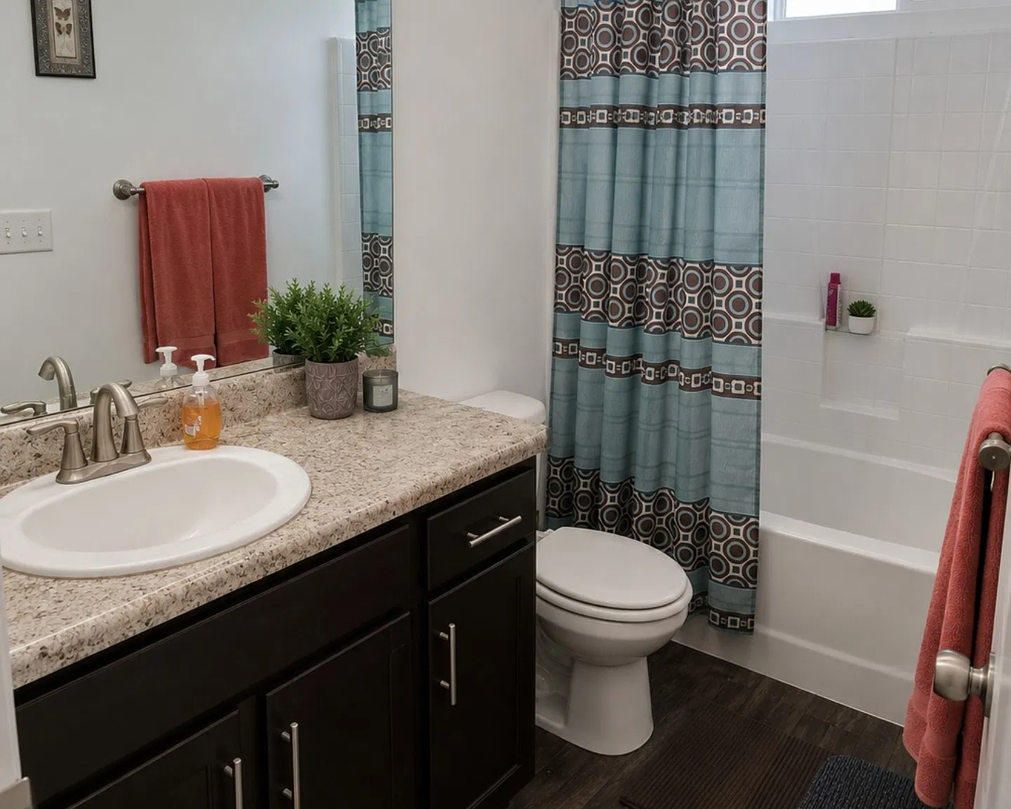 3 bed, 1800 sqft, $2,250 — Photo 3