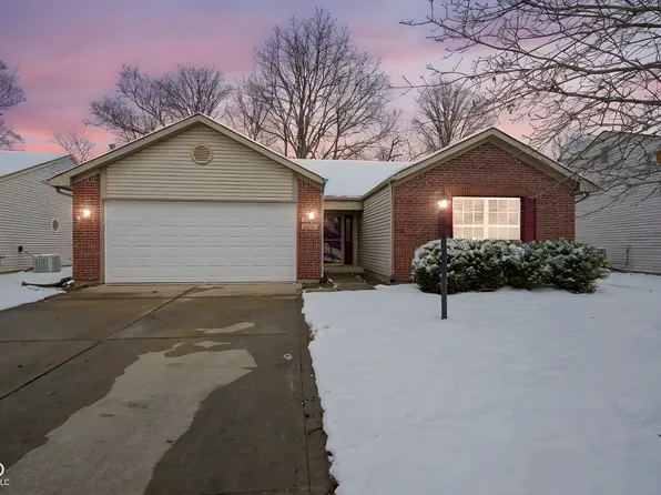 6038 White Birch Dr, Fishers, IN 46038