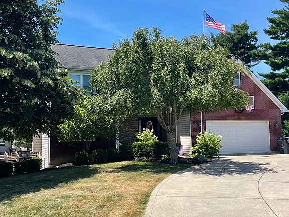 2nd image of 3022 Danbury Dr