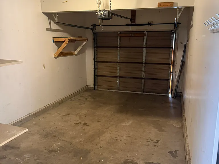 1034 Oriole Dr — Photo 21