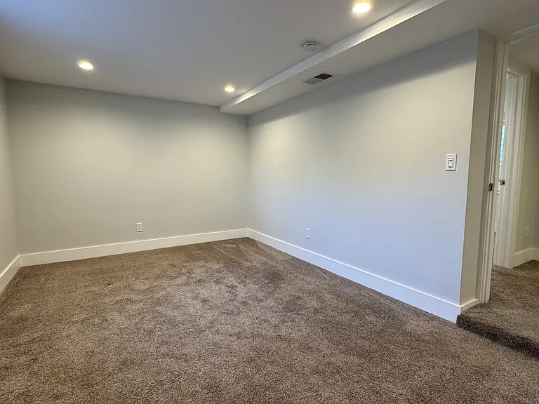 4720 Lamar St #B — Photo 19