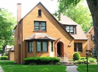 126 Gillick St, Park Ridge, IL 60068