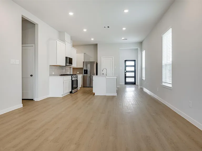 12534 Nueces River Dr — Photo 17