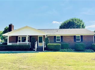 1867 Hickory Tree Rd, Winston Salem, NC 27127
