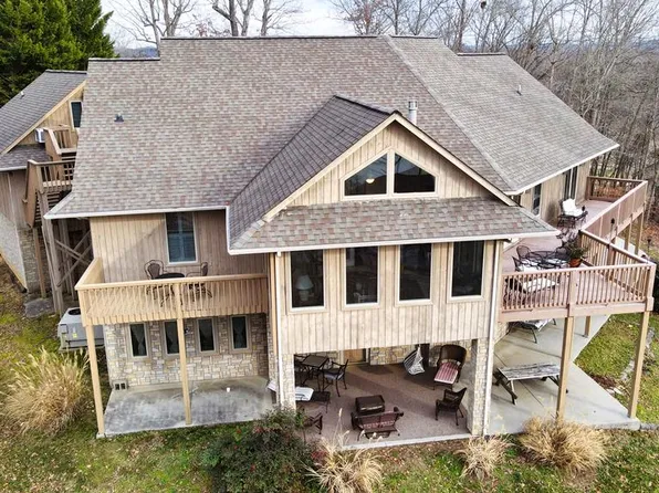 425 Lake Vista Dr, White Pine, TN 37890