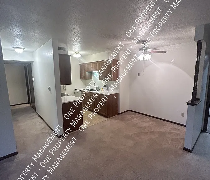 1122 Hancock Dr #1-1122 — Photo 6