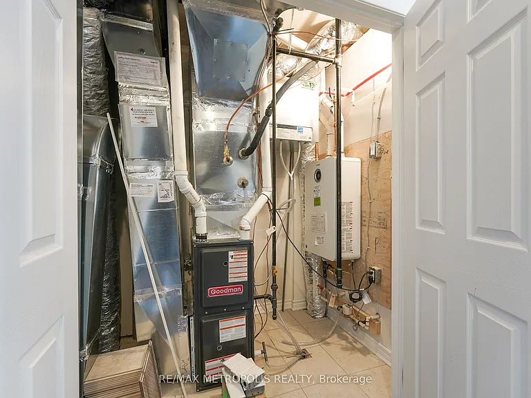 1081 Danforth Rd #125 — Photo 13
