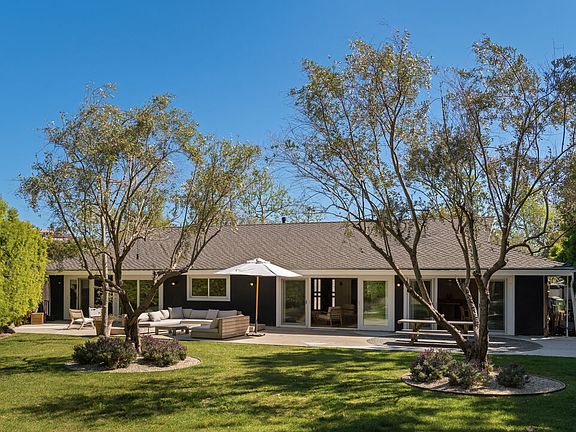 2nd image of 6202 Frondosa Dr