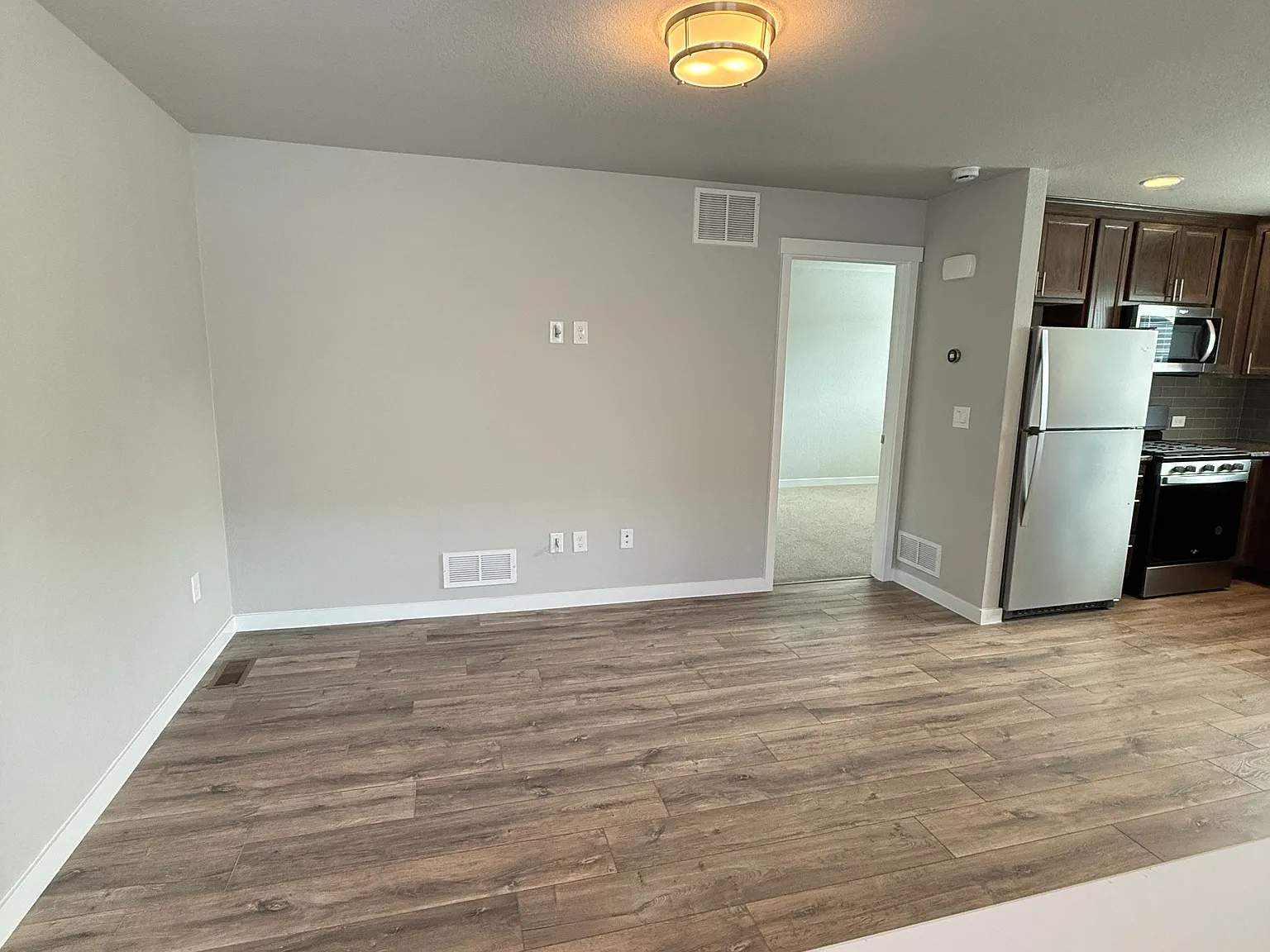 1 bed, 561 sqft, $1,400 — Photo 4