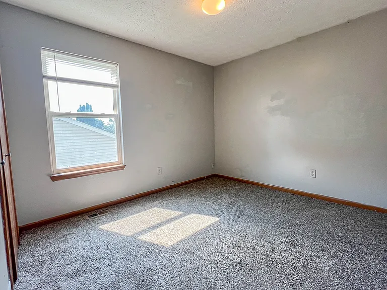 2119 Bridgewater Cir #A — Photo 13