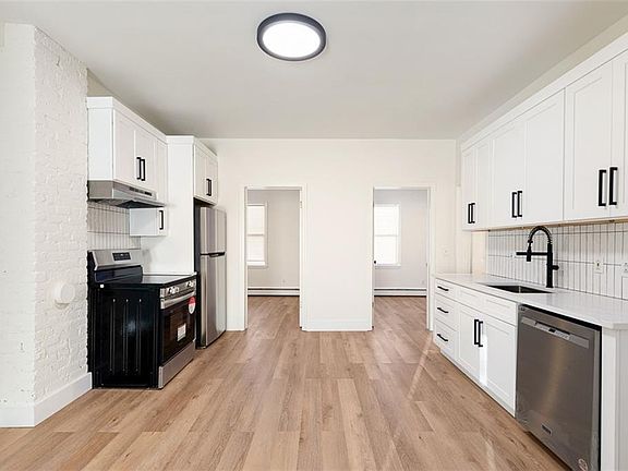 4th image of 191 Nashua St APT 1