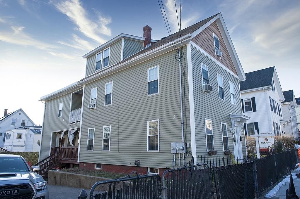 12 Grove St, Haverhill, MA 01832 Zillow