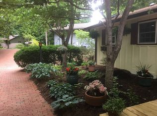 55 Brad St, Waynesville, NC 28786