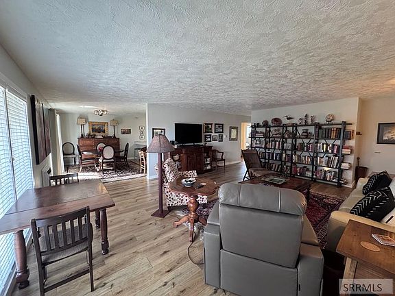 4th image of 1780 Balboa Dr APT F