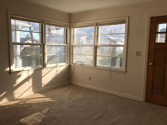4th image of 2740 1/2 Garfield St