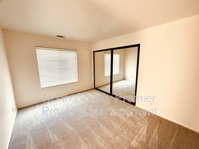 7067 Llama St — Photo 32