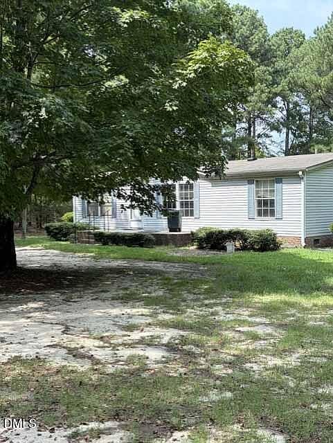 1st image of 2321 Amelia Church Rd