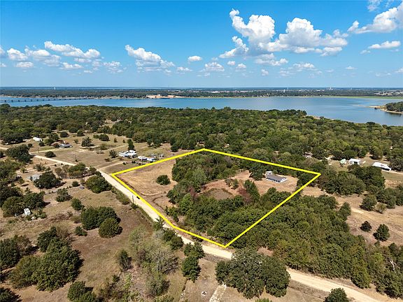 3rd image of 18658 Allen Ranch Rd