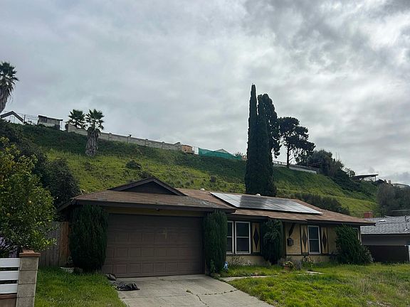 3rd image of 1537 Angelus Ave