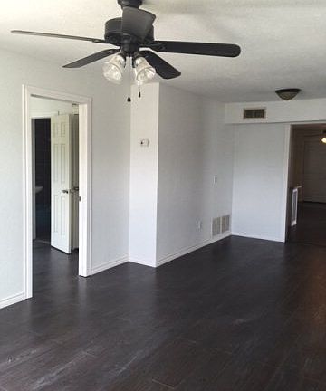 3rd image of 1407 S Bruce Ave