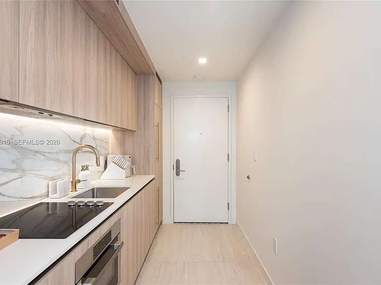 77 SE 5th St #3204 — Photo 10