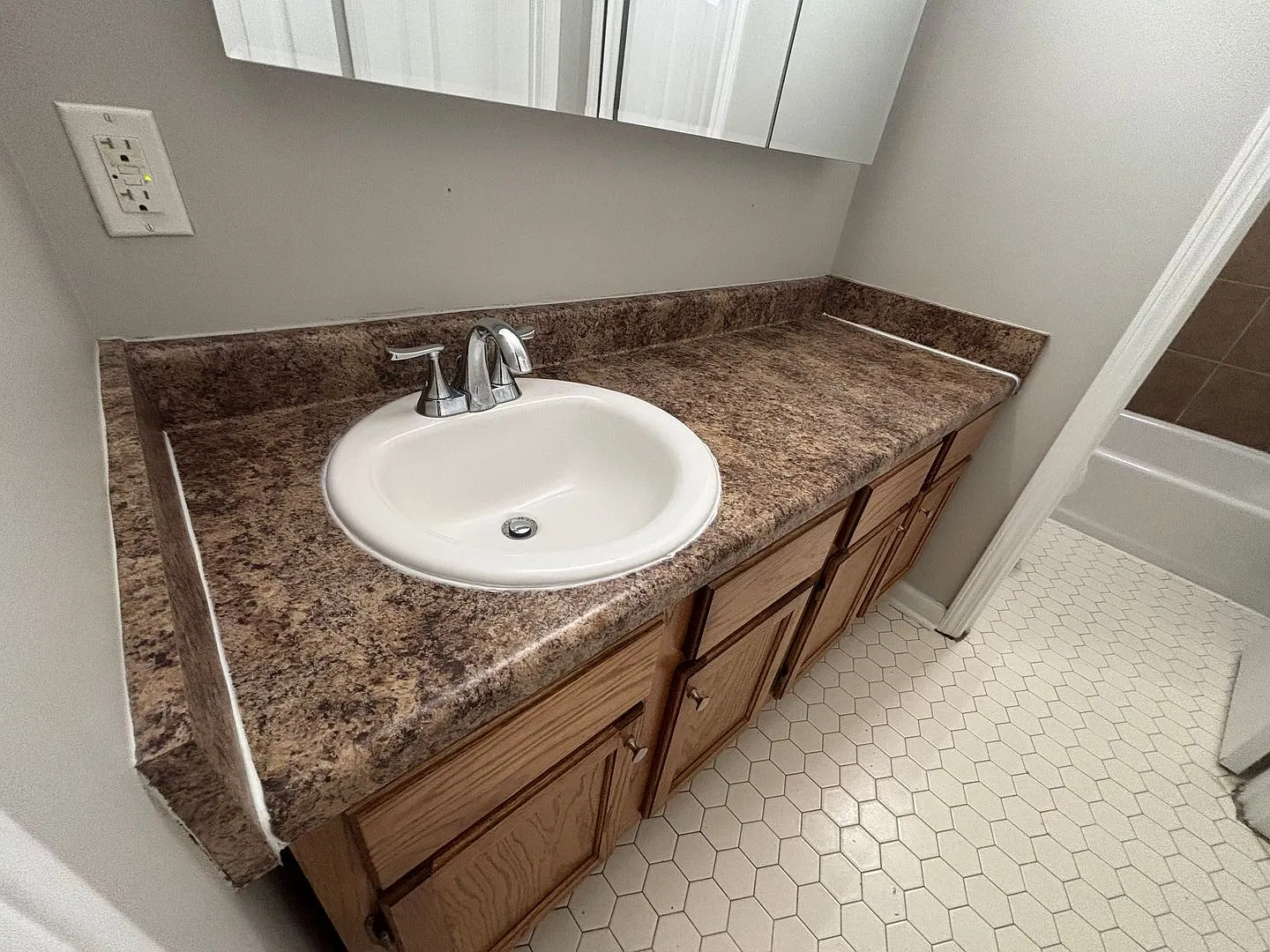 Welcome to 3705 Julia Street! — Photo 4
