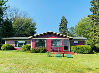 11621 E Village Rd, Sault Sainte Marie, MI 49783