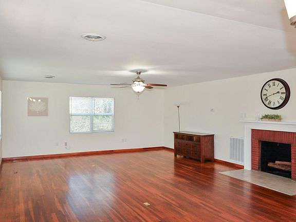 2nd image of 1306 George Ave