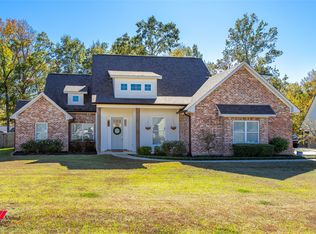 327 Ramsey Dr, Stonewall, LA 71078