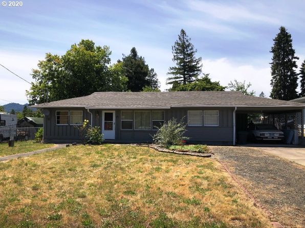 1682 Nw Keasey St Roseburg Or 97471 Zillow