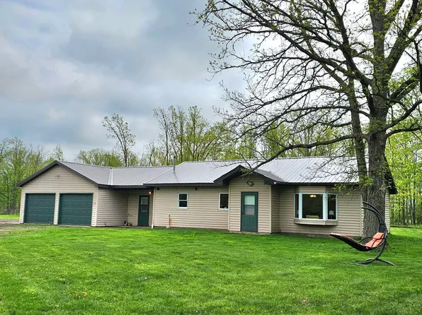 1418 320th Ave, Isle, MN 56342