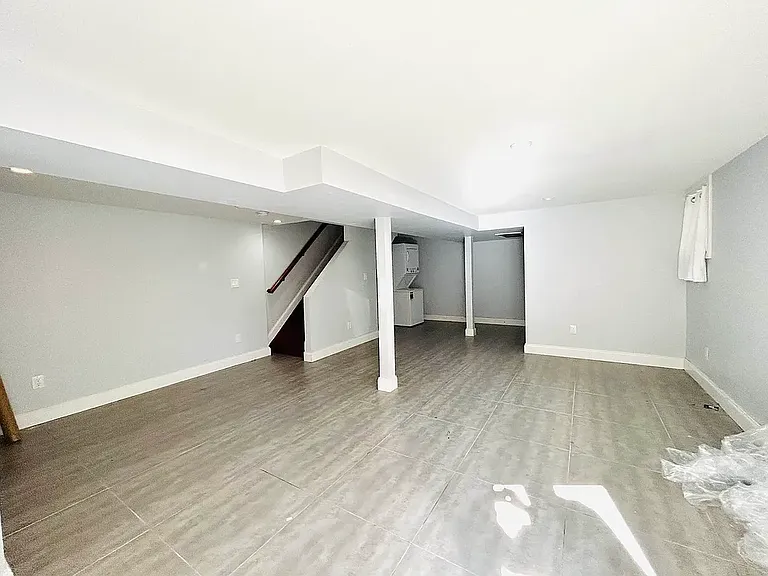 65 Glen St #1A — Photo 5