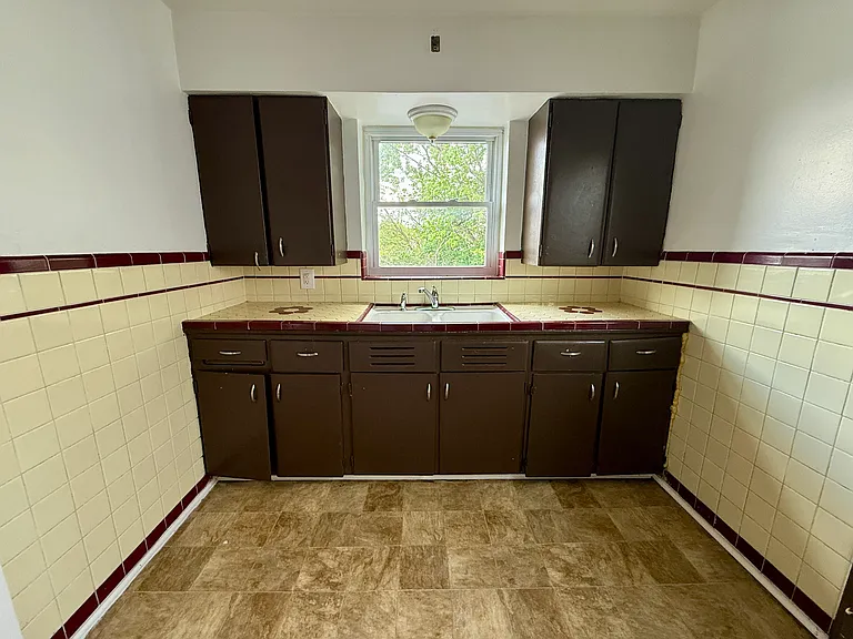 5510 Newfield Ave #2 — Photo 6