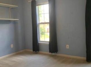 43381 Hyland Hills St, Chantilly, VA 20152