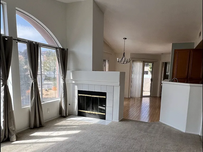404 Sanibelle Cir #22 — Photo 3