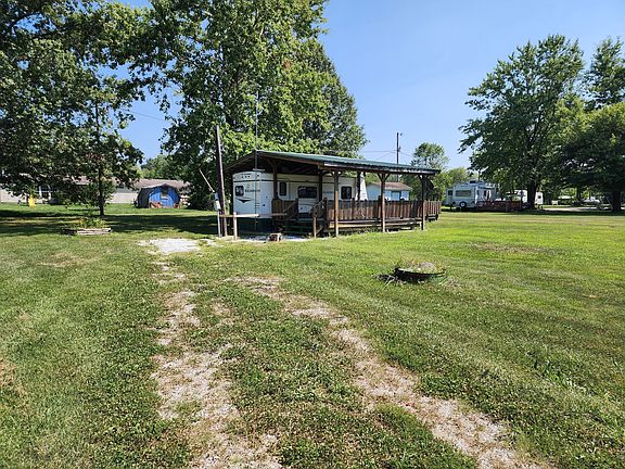 2nd image of 3603 Jones Dr