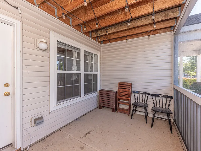 2646 S Knightsbridge Cir #1 — Photo 28
